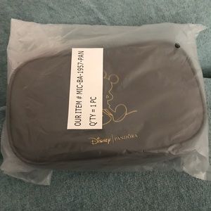 NIP Disney/Pandora Gray Crossbody Purse Limited Edition